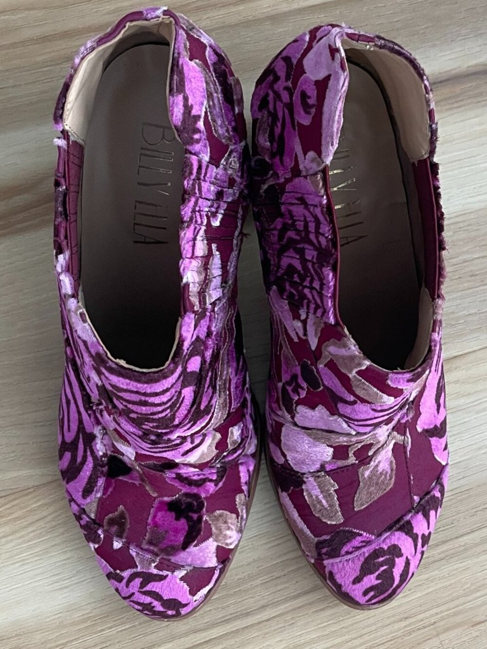 Billy Ella Anthropologie Pink Fuschia Velvet Burnout Ankle Booties Size 7.5 - Picture 5 of 9